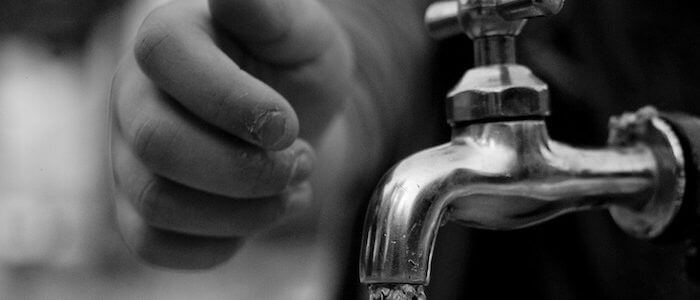 Eau du robinet : peut-on la boire sans danger ?